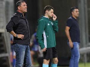 שוב ראשון. קלינגר (רמי כהן שמאלי - ג'ני)