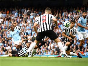 סטרלינג כבש אחרי שמונה דקות (GETTY)