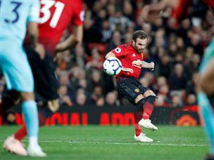 כדור חופשי של מאטה הפיח חיים חדשים ביונייטד (צילום: getty)