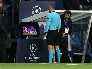 החלטה משמעותית שהכריעה בתוספת הזמן (getty, John Walton PA Images)