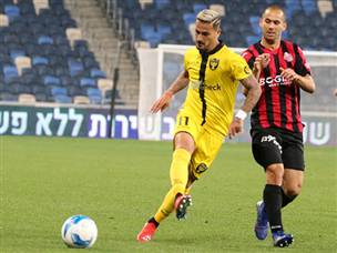 חזר להרכב. בוזגלו (יוסי שקל)