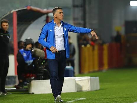 בלבול, לא יבצע רוטציה (לירון מולדובן)