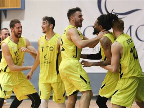 החגיגה הנתנייתית אחרי הניצחון (צילום: (צילום: יעל הראל, Yaell.photography))