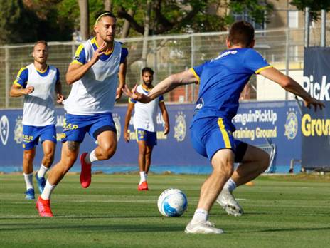 אצילי. במכבי ת"א שומרים על כושר (האתר הרשמי של מכבי ת"א)