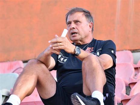 אלישע בוודאי לא היה מרוצה משחקניו (באדיבות בית"ר ירושלים)