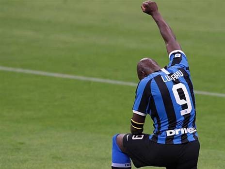 ההזדהות של לוקאקו (getty)