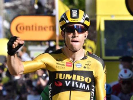 המנצח בקטע החמישי, ואן ארט (getty)