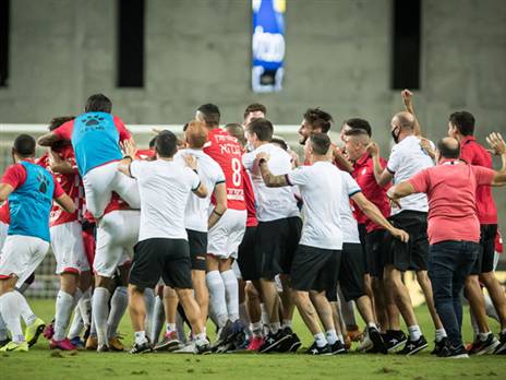 מקבלי ההחלטות יקשיבו? (ברני ארדוב)