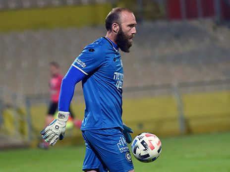 עמוס. "בלעדיו, לא היינו בצמרת" (ברני ארדוב)