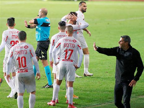 באיגוד גיבו את השופט (אלן שיבר)