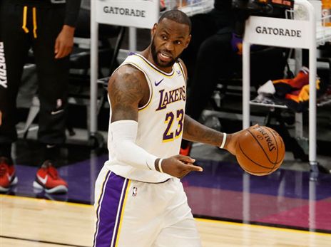 לפיניקס יש סיבות לגיטימיות לחשוש. ג'יימס (GETTY)