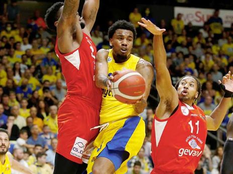 ג'ונס. הכעיס את זיו (אלן שיבר)