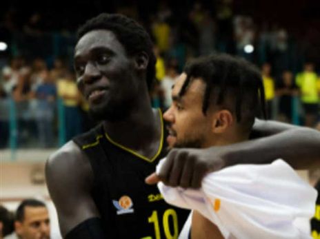 גיי. משחק נהדר שלו (מישל פישמן)