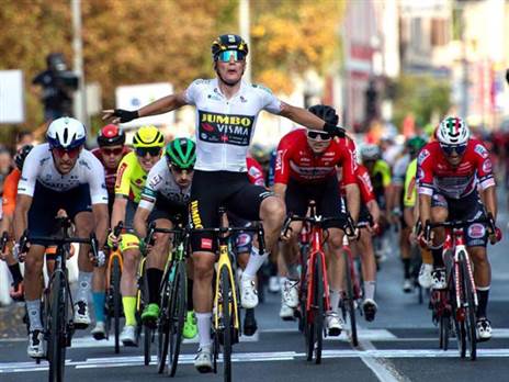 (בטיני פוטו)