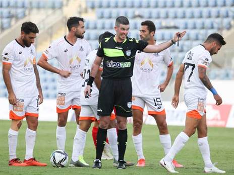 עמוק בתחתית (דני מרון)