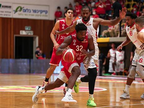 אובאסוהן, משחק נהדר שלו (מאור אלקסלסי)