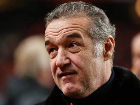 בקאלי. "אוהבים להקשיב לבוס"