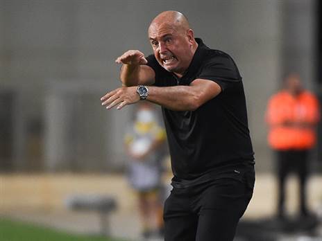 יפתח עם שלושה בלמים (ברני ארדוב)