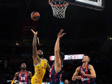 ריינולדס. נראה נהדר (GETTY)