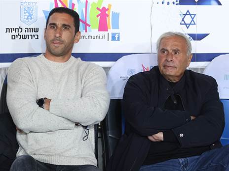 יישארו על הקווים? (דני מרון)