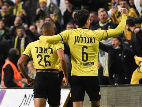 "חולם נבחרת" (ברני ארדוב)