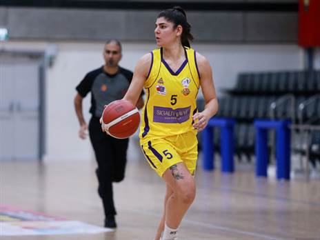 דניאל רבר. מחפשת ניצחון (מנהלת ליגת העל לנשים)