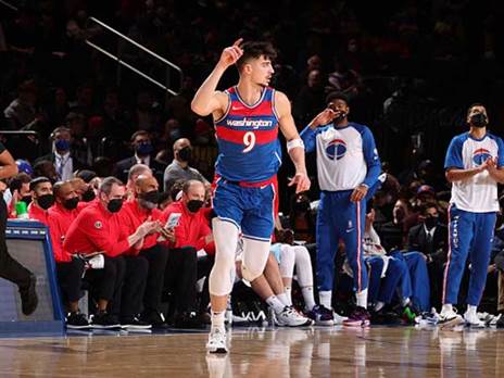 ממשיך לבלוט (GETTY)