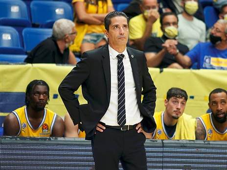 מצפה לו לו"ז צפוף. ספרופולוס (צילום: אלן שיבר)