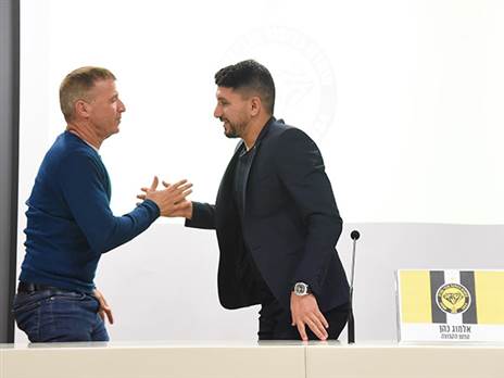 כהן ואייל סגל (ברני ארדוב)