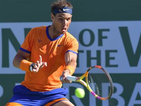 נדאל. נראה שסבל במהלך המשחק (Getty)