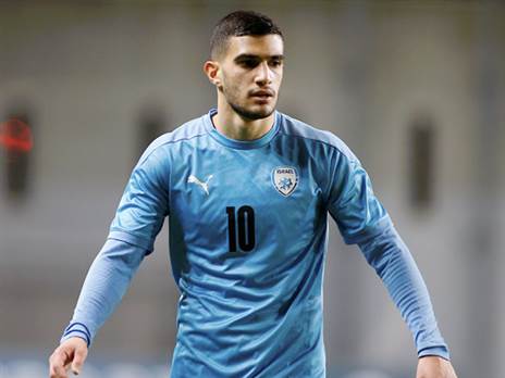 שער אדיר שלו. עבדה (אלן שיבר)