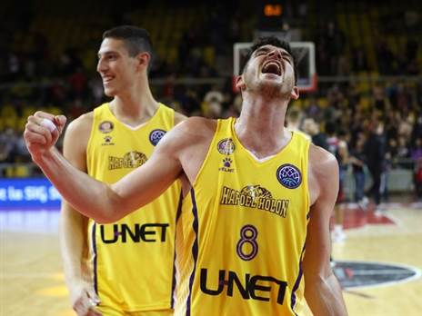 ישחזרו את ההישג? (FIBA)