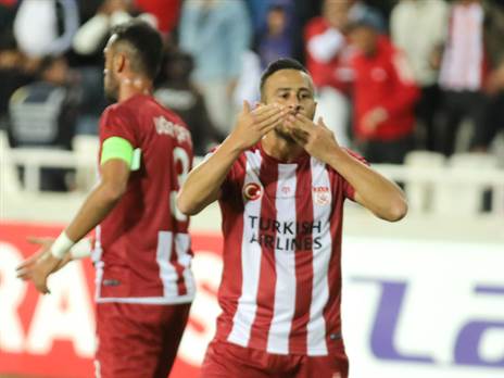 (חשבון הטוויטר של סיבאספור)