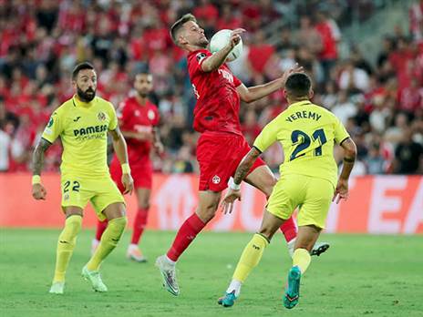 שביעות רצון מהיכולת מול ויאריאל (אלן שיבר)