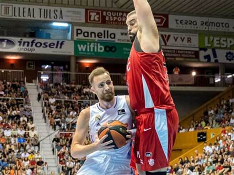 (דף הטוויטר של ריאל מדריד)