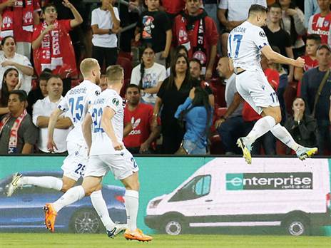 "יותר נוח שהדברים תלויים בנו" (אלן שיבר)