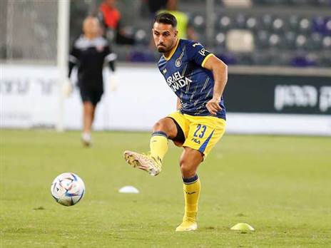 אייל גולסה. הקשר זכה למחמאות (אלן שיבר)