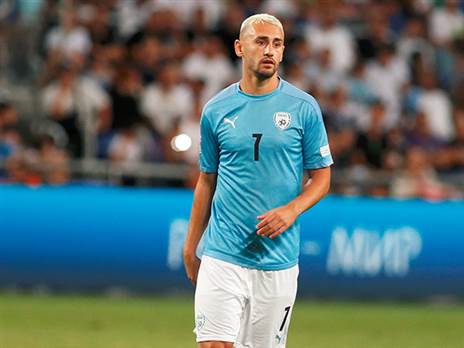 "כל עוד לא מנתצל בפניהן, לא נכון שיהיה בנבחרת". אצילי (אלן שיבר)