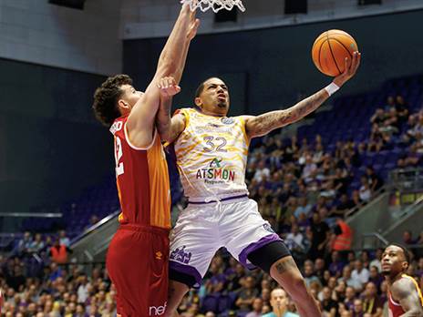 גרין. עשה את העבודה בהיעדרו של האריס (אלן שיבר)