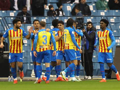 לינו השווה 20 שניות אחרי החזרה מההפסקה ((Yasser Bakhsh/Getty Images)