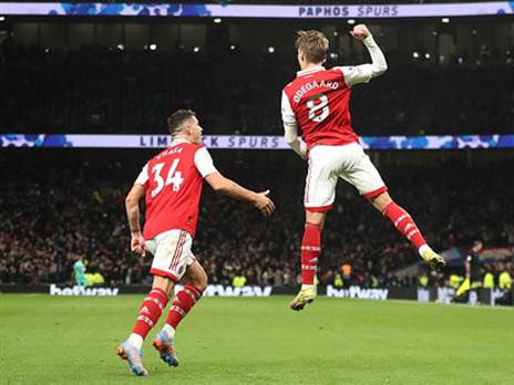 "ארסנל מזהה את החולשות ומנצלת את זה" (Getty)