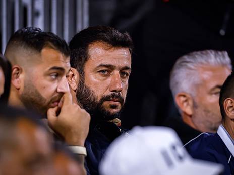 בסול איים: 'שיחה אחת ואתה מת'" (מאור אלקסלסי)