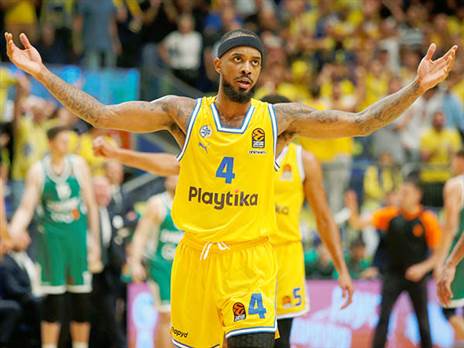 ייפרד אחרי עונה אחת בלבד? בראון (אלן שיבר)