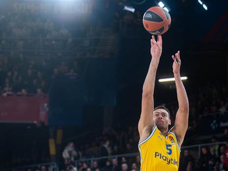 את הרבע השלישי הוא כבר פתח נהדר. בולדווין (האינסטגרם של מכבי)