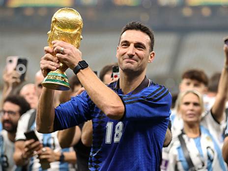 גם בנבחרת רצו לראות אותו ממשיך. סקאלוני (Getty)