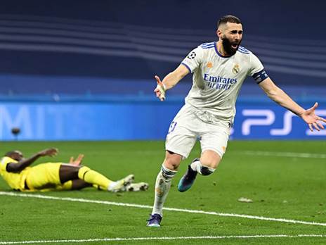 בנזמה ירסק את צ'לסי שוב? (getty)