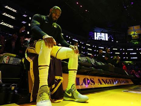 רק מנוף לחץ על הלייקרס? לברון (Getty)