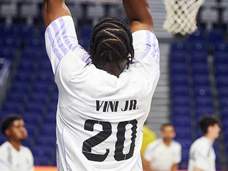 כולם איתו (GETTY)