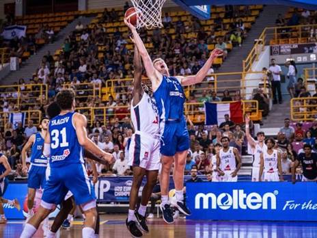 פריצה בכחול (FIBA)