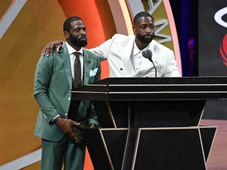 דוויין ווייד. הקדיש את הכניסה להיכל התהילה לאביו (GETTY)